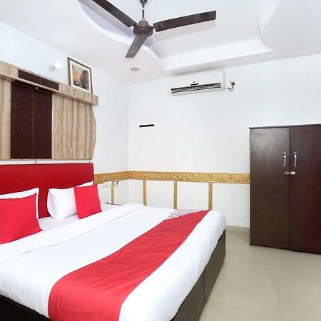 Hotel Oyo 5884 Amante Chandīgarh Esterno foto