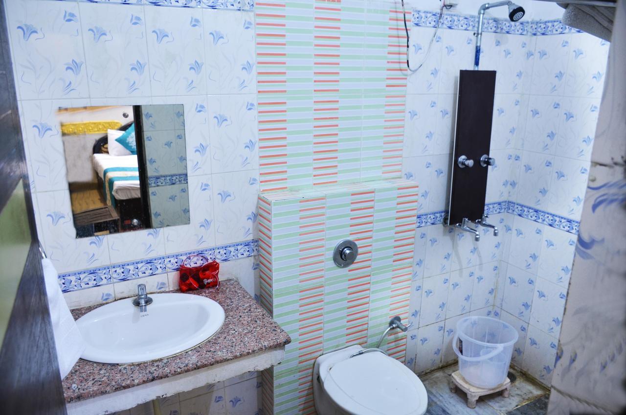 Hotel Oyo 5884 Amante Chandīgarh Esterno foto