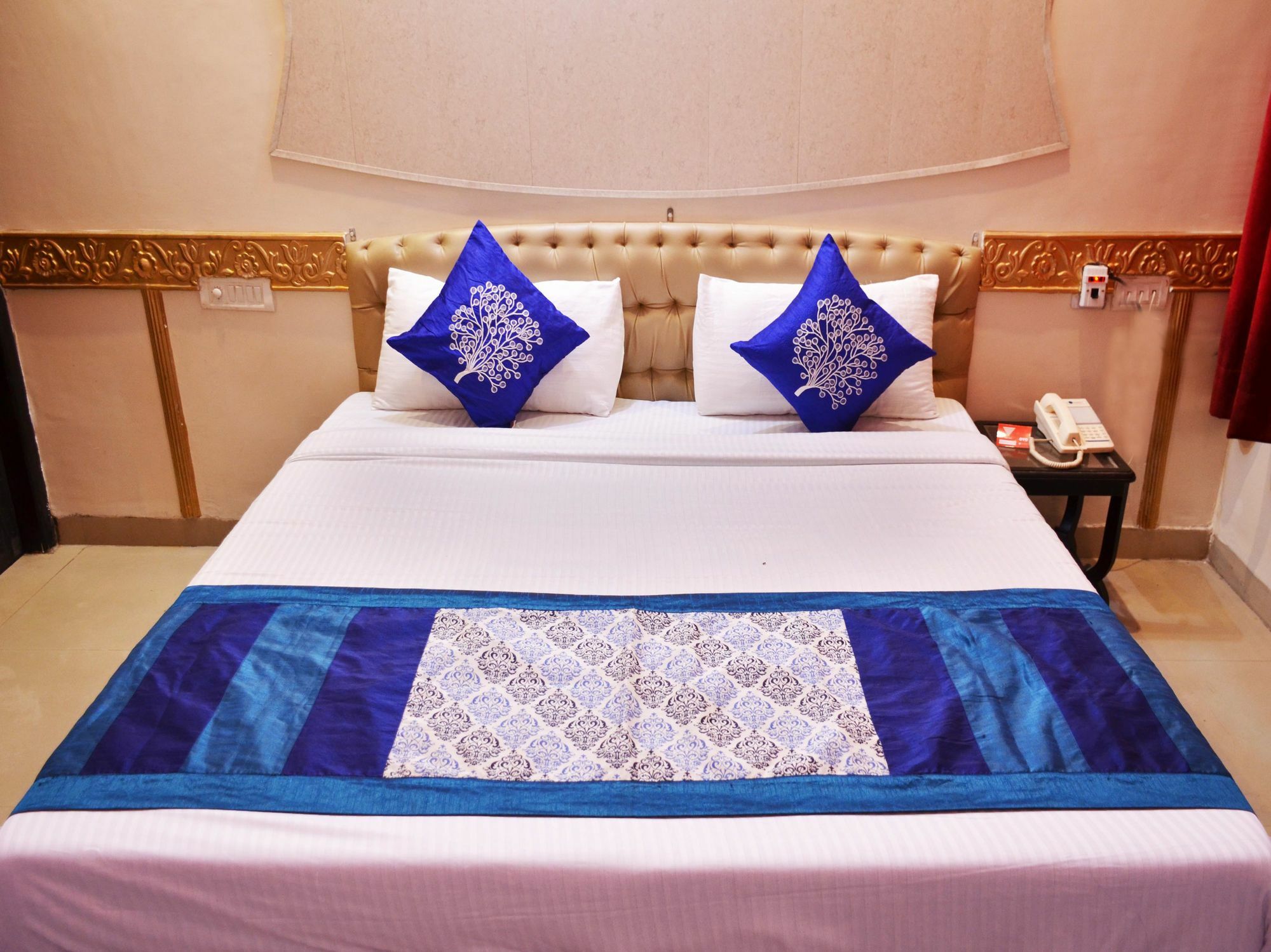 Hotel Oyo 5884 Amante Chandīgarh Esterno foto
