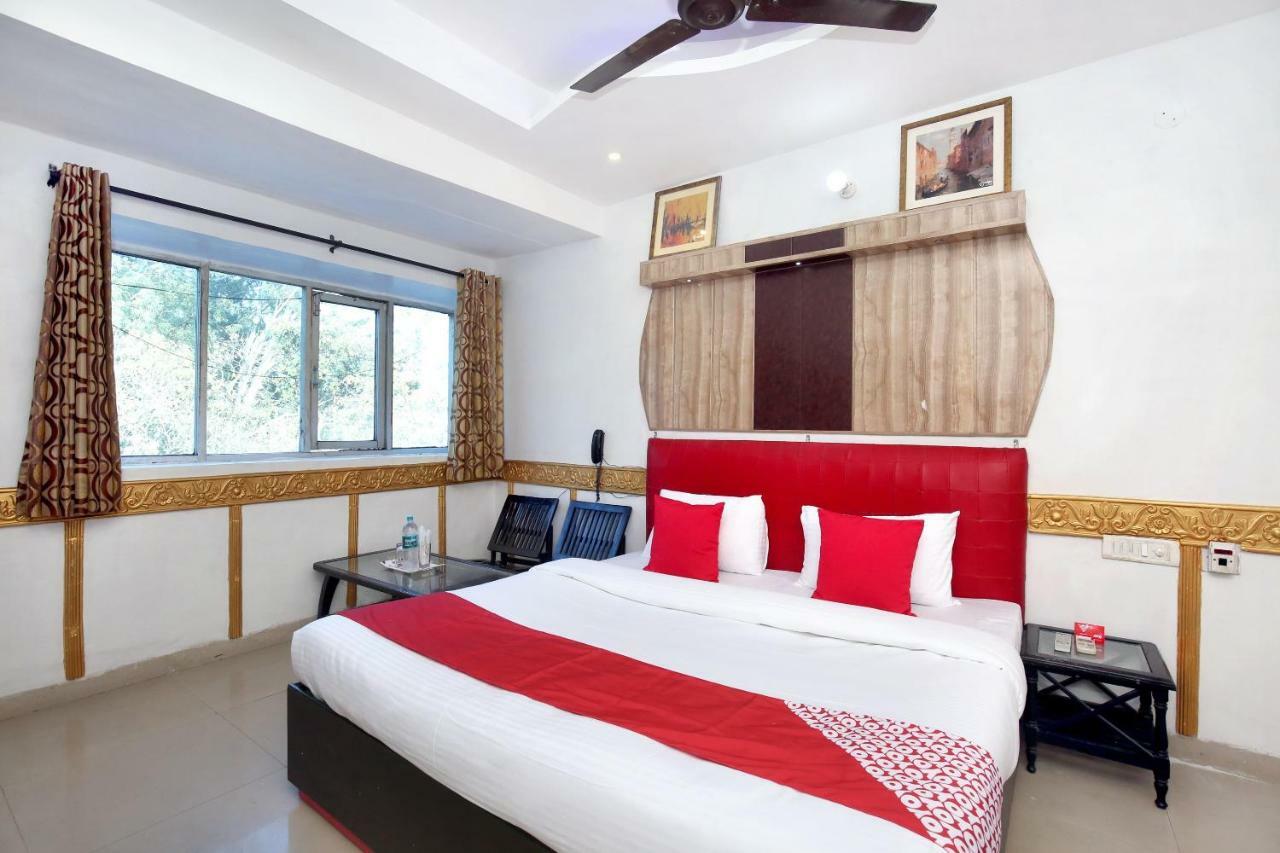 Hotel Oyo 5884 Amante Chandīgarh Esterno foto